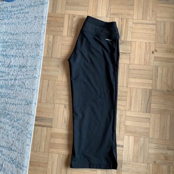 Adidas crop Workout pants - Picture 3 of 5